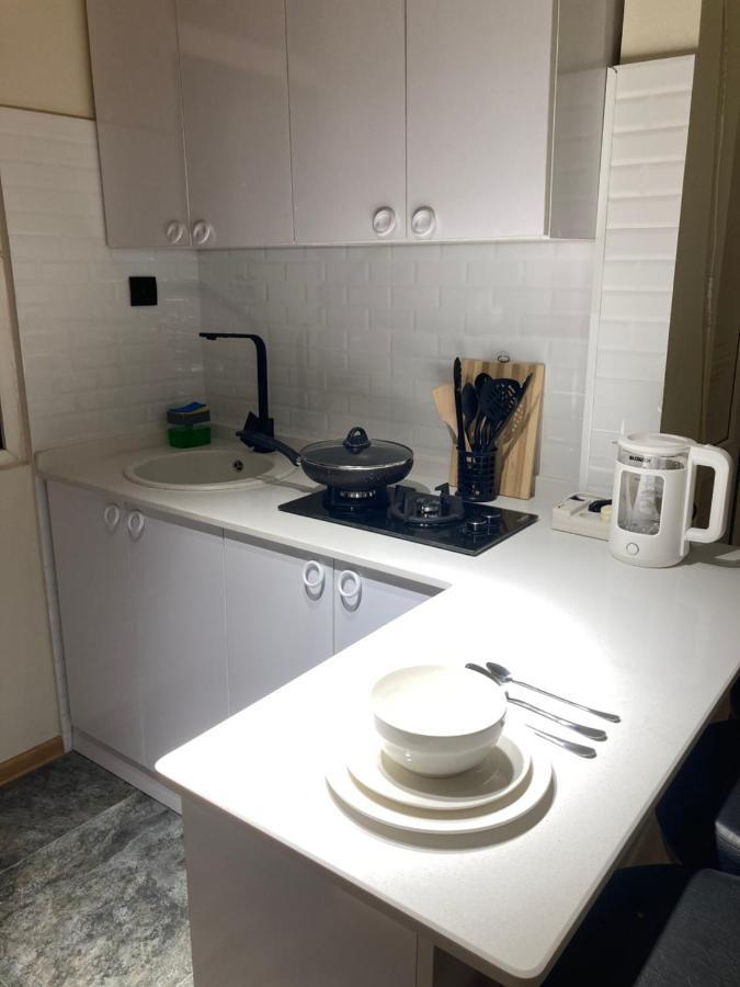 Apartment Kostava 10 Batoumi Extérieur photo