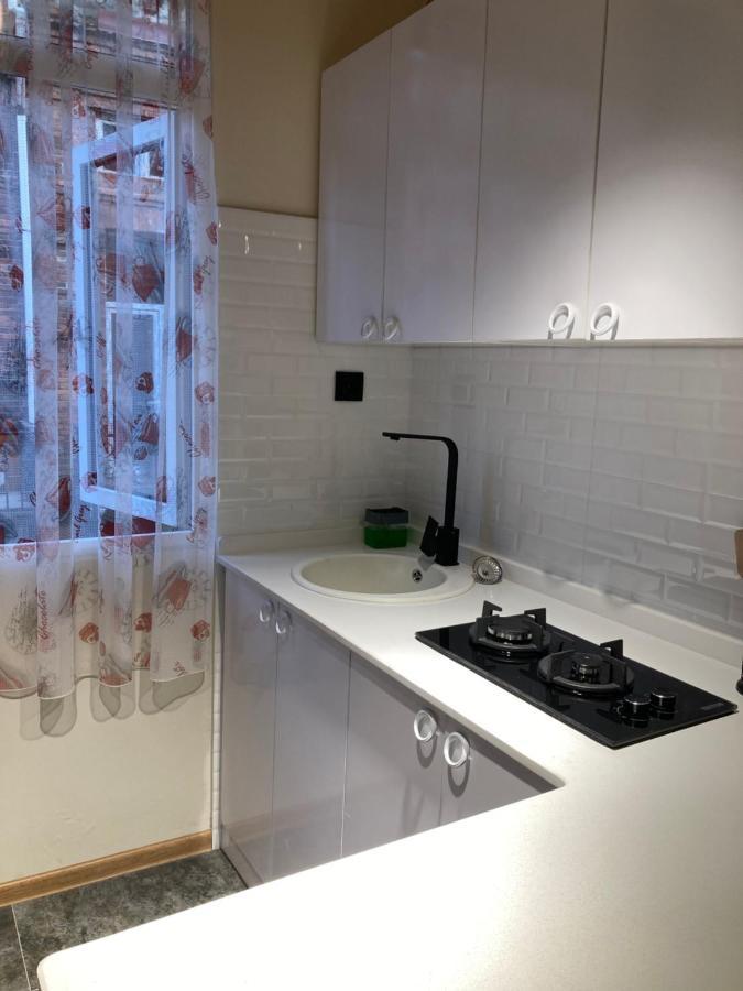 Apartment Kostava 10 Batoumi Extérieur photo